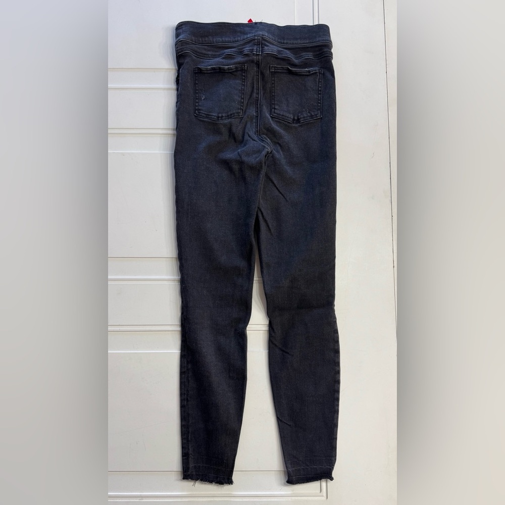 Spanx Women’s Small Distressed Denim Jeggings Jeans Black Pull On Medium Wash - Picture 7 of 7